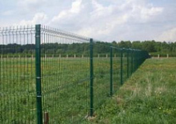 Забор из 3 д сетки для дачного участка