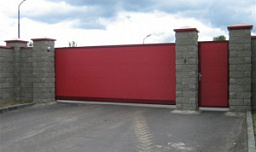 Красные въездные ворота