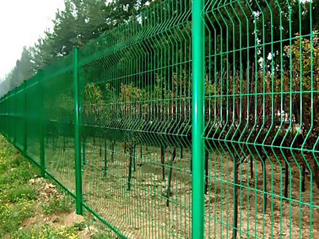 Забор гиттер зеленого цвета