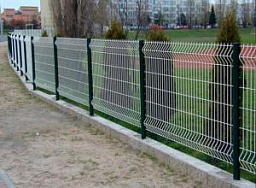 Сварной забор из сетки для парка