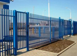Синий железный забор